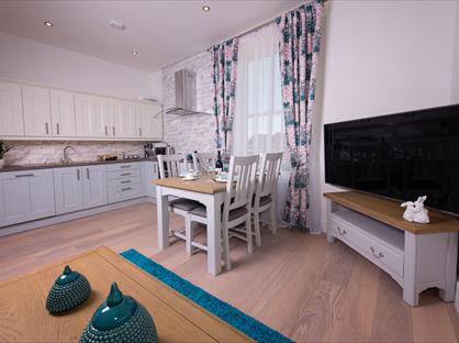 3 Bed Flat, Beechwood House, OX3