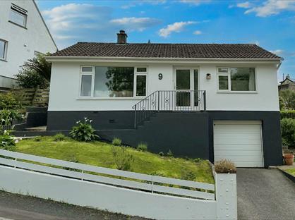 3 Bed Bungalow, Cades Parc, TR13