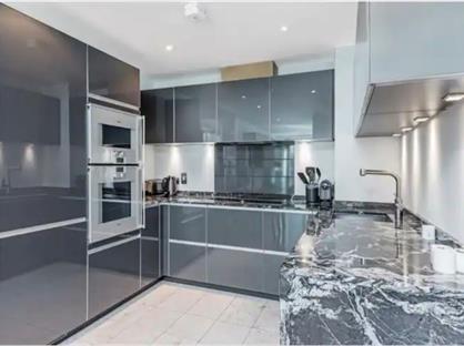 2 Bed Flat, Albert Embankment, SE1