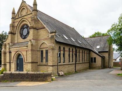 2 Bed Flat, Rochdale Road, BL0