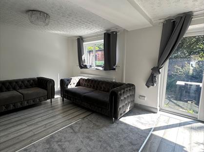 3 bed semi-detached house for rent in 3 Bed Semi-Detached House, Lapwing Lane, SK5