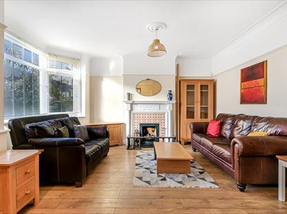 4 Bed Terraced House, Ashbourne Road, CR4