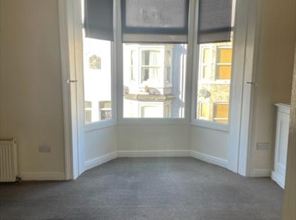 1 Bed Flat, Westbourne Grove, TS10