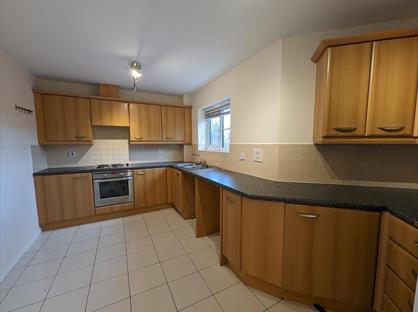 2 Bed Flat, Bedford Street, DY4