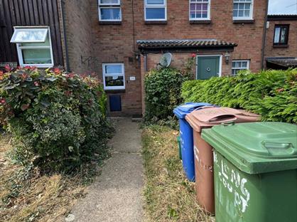 2 Bed Detached House, Long Court, RM19