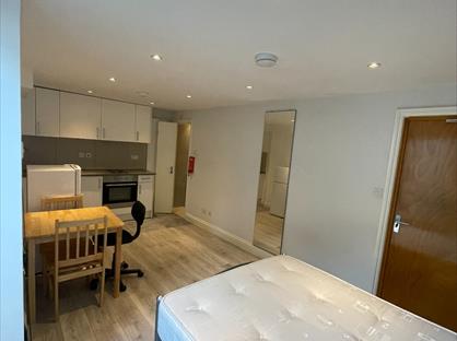 Studio Flat, Copenhagen Street, N1