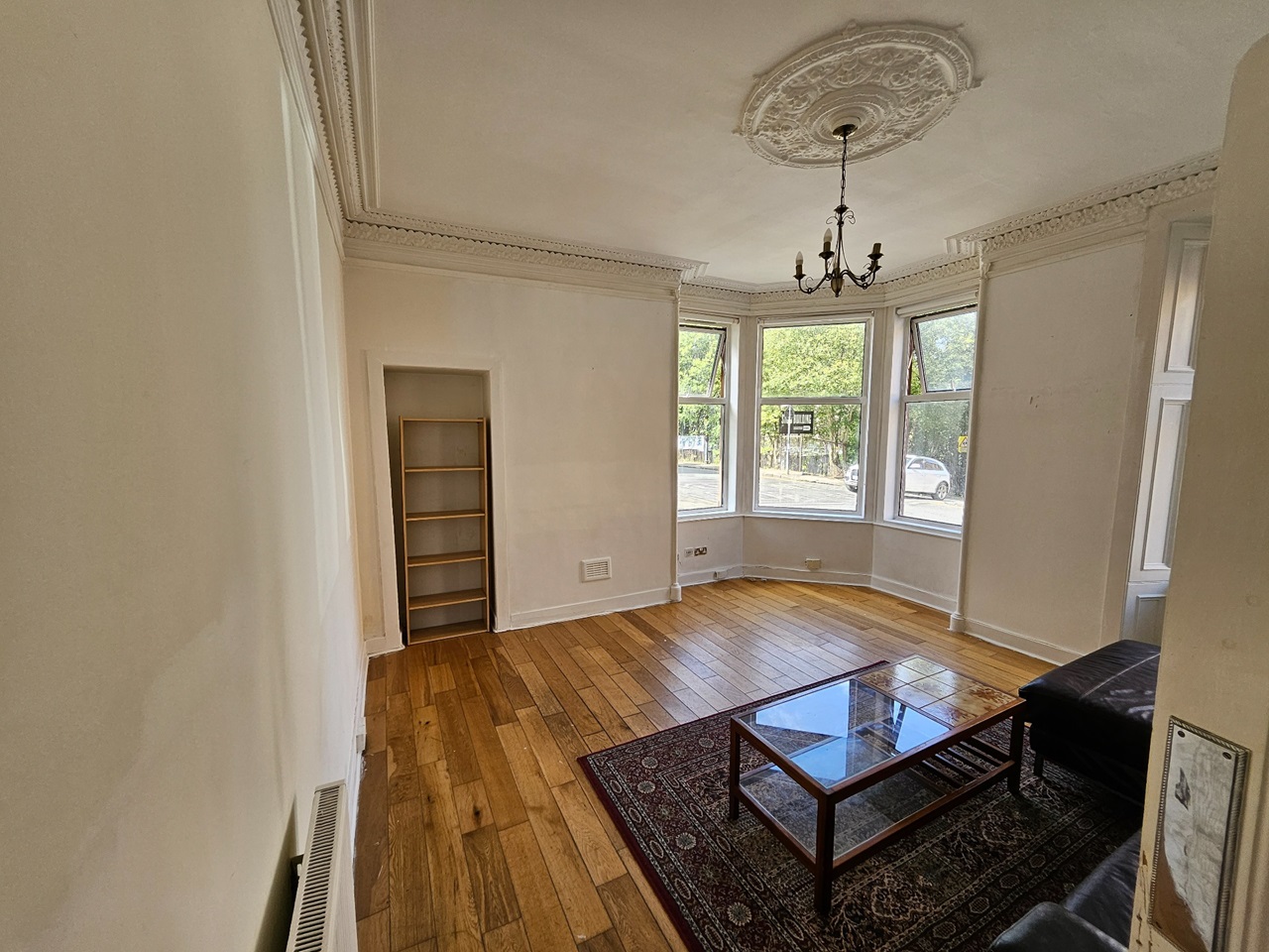 2 Bed Flat, West Graham Street, G4 photo 2