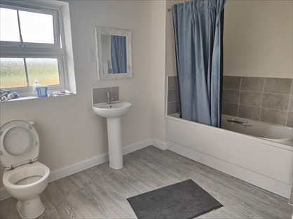 3 Bed Semi-Detached House, Revell Crescent, CM21