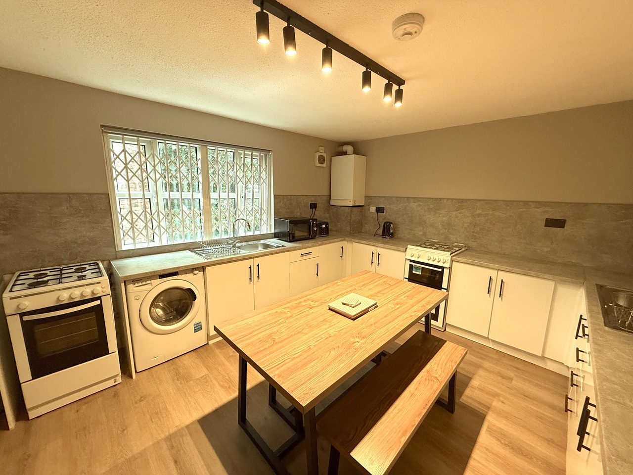 Additional image 8 of 6 Bed Terraced House, Gadd Street, NG7, N1 7GU