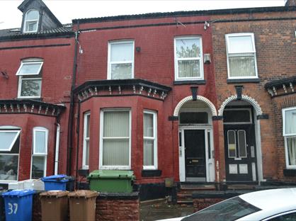 Studio Flat, Bolton Road, M6