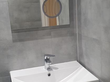 Studio Flat, Culver Court, CO1