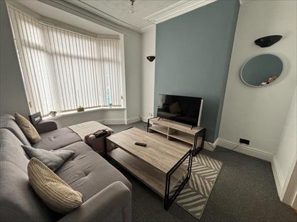 2 Bed Terraced House, Riversdale, HU9