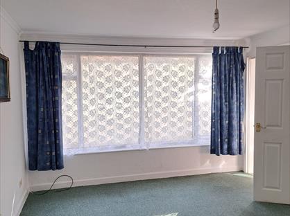 1 Bed Flat, Glaston House, BA16