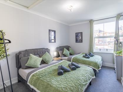 1 Bed Flat, Kingston House, PO5