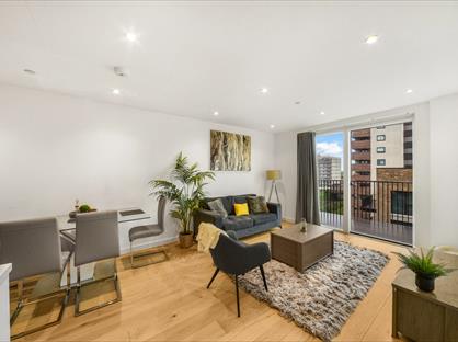 1 Bed Flat, Bathgate Place, W13