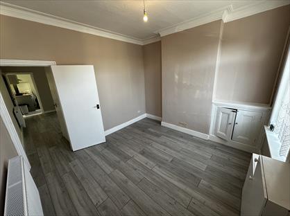 2 Bed Terraced House, Oak Street, ST1