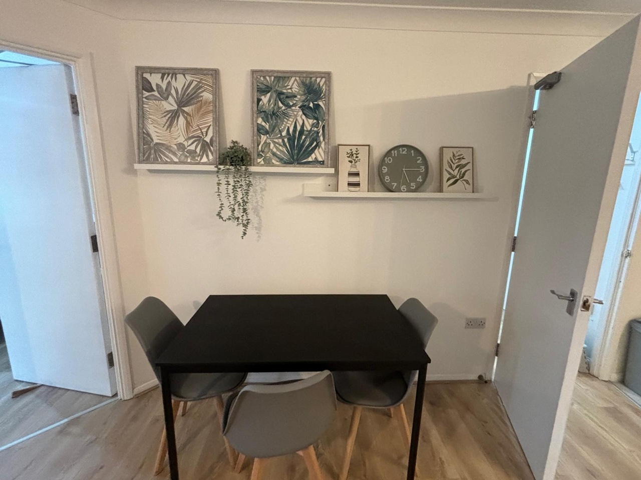 2 Bed Flat, Brook Court, NG7 photo 4