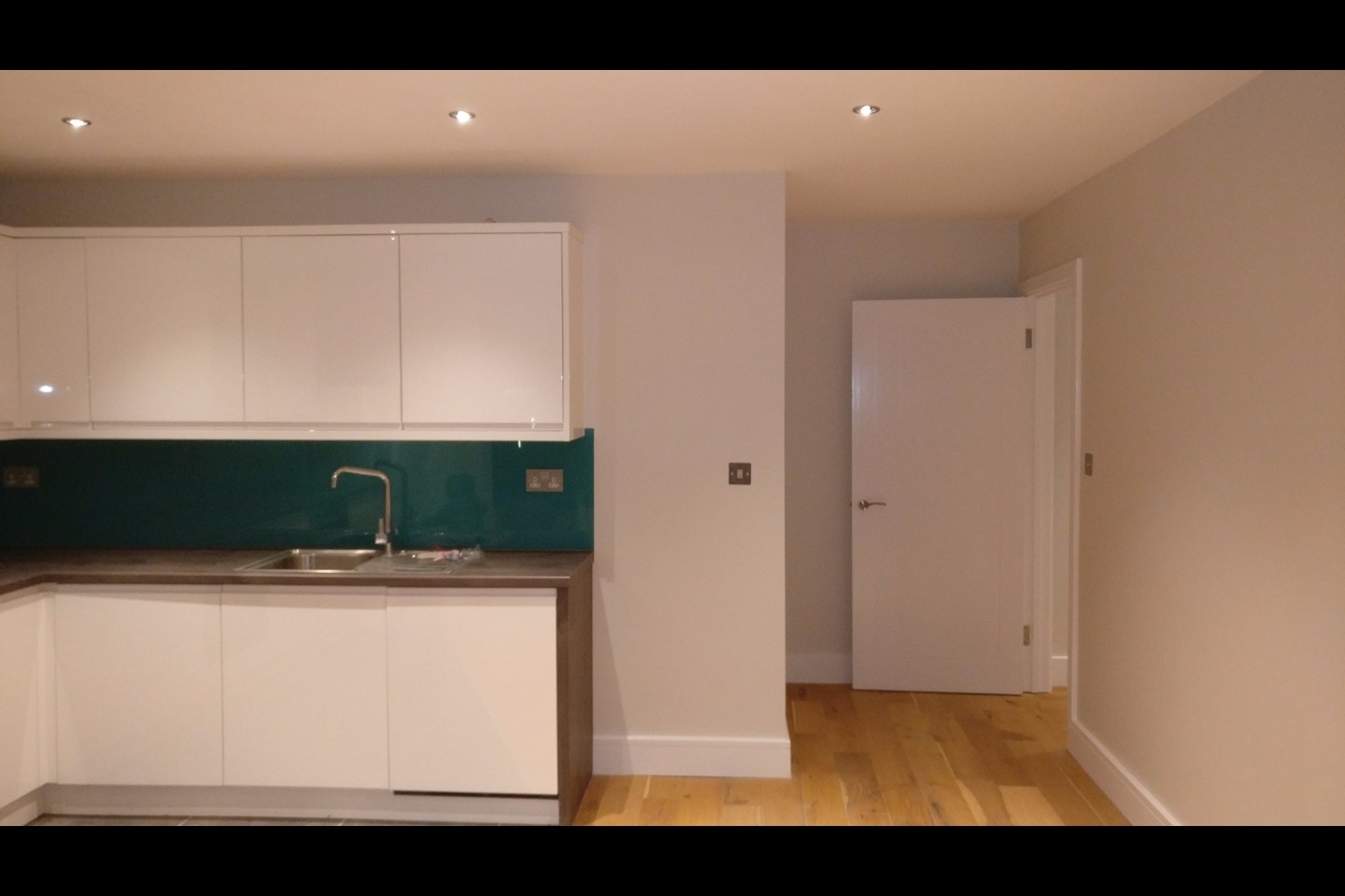 Basingstoke - 2 Bed Flat, Wolverton Square, RG21 - To Rent Now for £ ...
