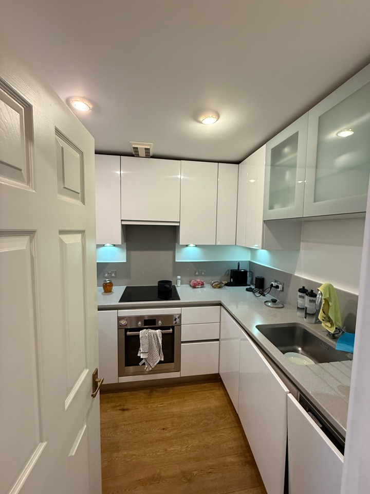 Room in a Shared Flat, Elvaston Place, SW7 photo 4