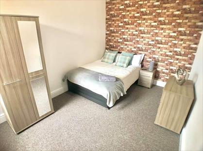 Room in a Shared House, Alexandra Rd, DN4