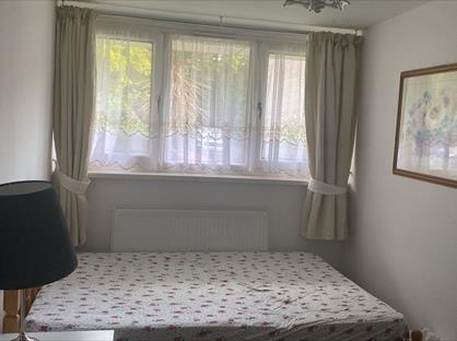 Room in a Shared House, Spooner House, TW5