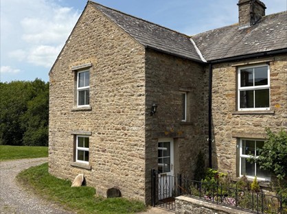 2 Bed Semi-Detached House, Aysgarth, DL8