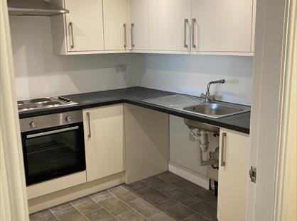 2 Bed Flat, Chapel Lane, HX3