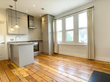 1 Bed Flat, Manor Park, E12