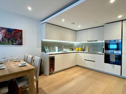 2 Bed Flat, Sterling Mansions, E1