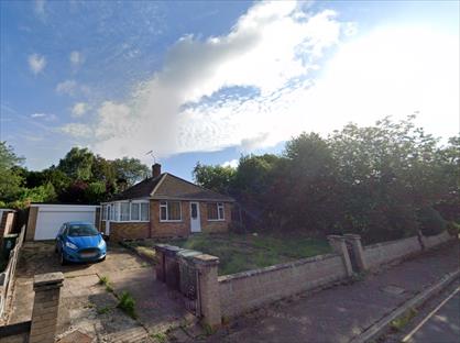 3 Bed Bungalow, Croft Close, IP22