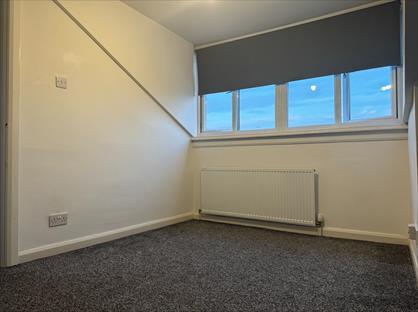 2 Bed Terraced House, Garnet Road, LS11