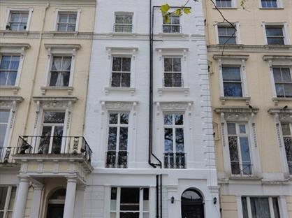 Studio Flat, Queensborough Terrace, W2