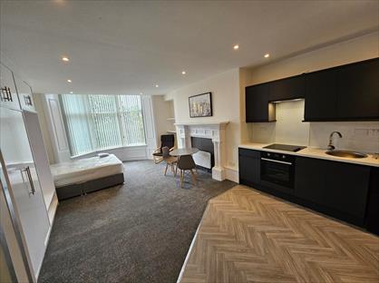 Room in a Shared Flat, Wilton Street, G20