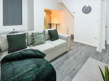 4 Bed Terraced House, Princess Road, M14
