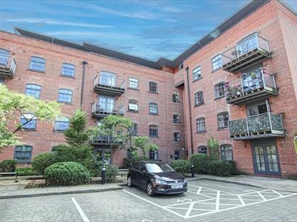 2 Bed Flat, Chapeltown Street, M1