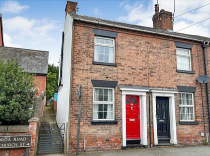 2 Bed Terraced House, Oswestry, SY11