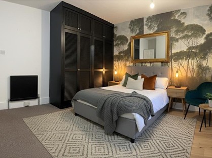 5 Bed Terraced House, Windmill Road, ME7