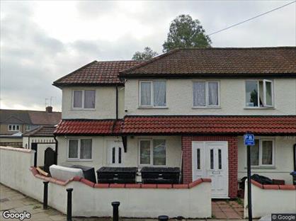 2 Bed Flat, Meadow Close, EN3