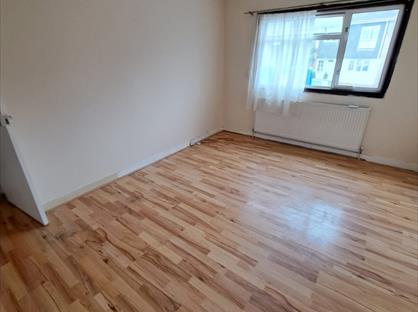 4 Bed Semi-Detached House, Cadogan Close, HA2