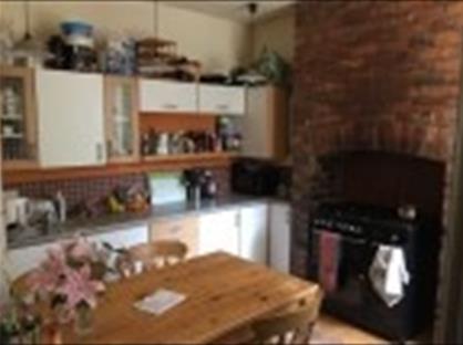 4 Bed Semi-Detached House, Old Moat Lane, M20