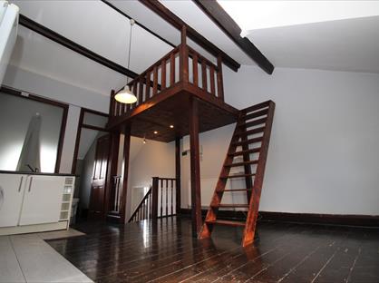 1 Bed Flat, Evering Road, N16
