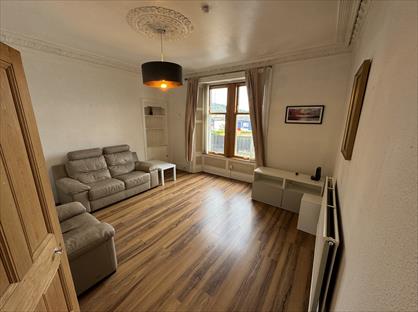 2 Bed Flat, Strathmartine Road, DD3