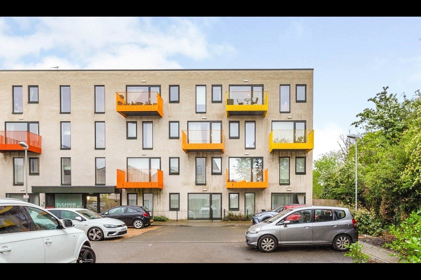 1 Bed Flat, Eleanor House, OX3