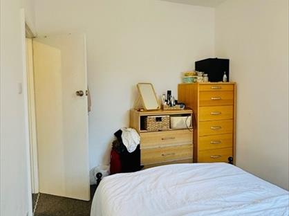 1 Bed Flat, Cecil Road, CR0