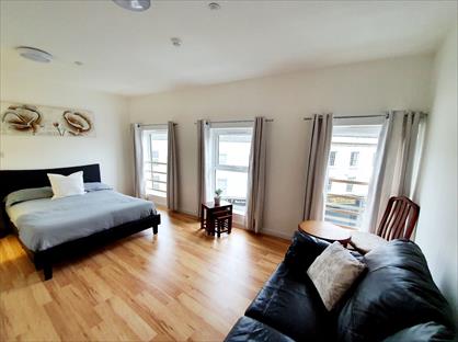 Studio Flat, Lower High Street, WS10