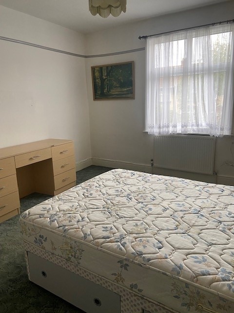 4 Bed Terraced House, Stapleton Road, BS5 photo 5