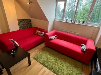 2 Bed Flat, Moneyhill Parade, WD3