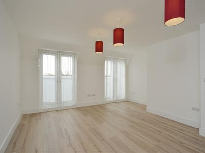 3 Bed Flat, Linburn House, NW6