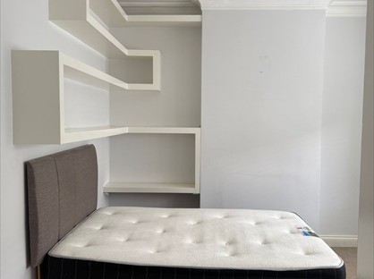 Room in a Shared House, Kingsway, SW14