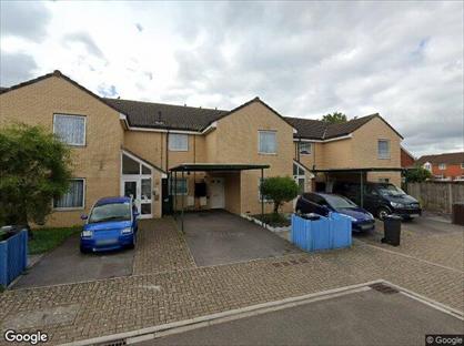 2 Bed Flat, Kingfisher Court, PO3